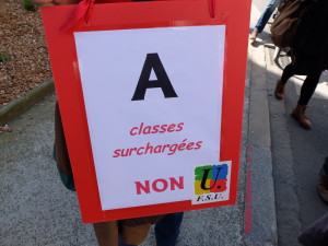 A-Austérité-manifestation-poitiers-9-04-2015